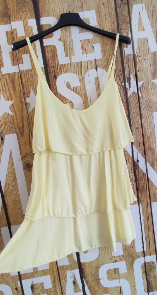Débardeur jaune pastel bretelles