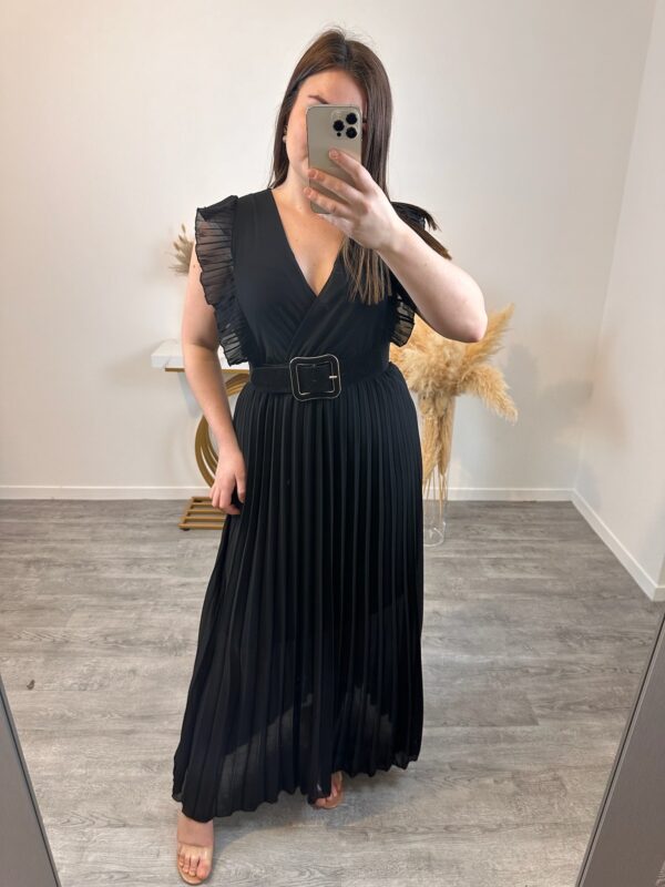 Robe plissée froufrou noir belle taille