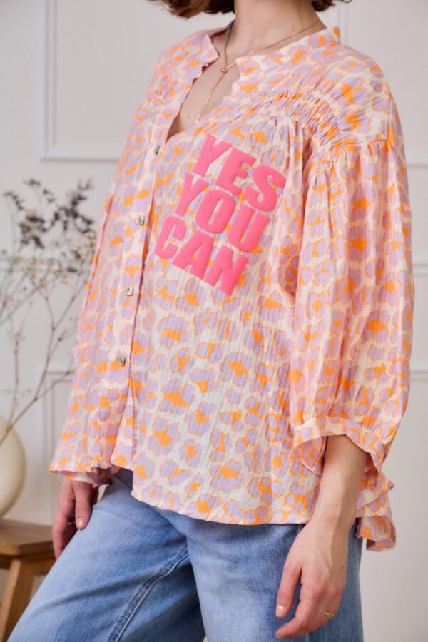 Blouse chemise oversize imprimé léopard violet orange April Vintage