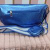 Sac banane bandoulière large bleu métallisé taille xxl 35 cm – Image 2