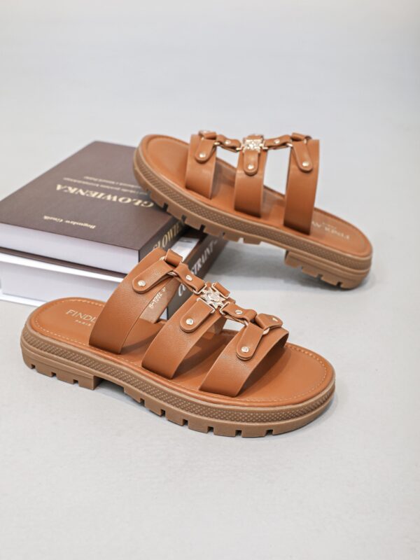 Mules sandales camel et gold soleil Chicmuse