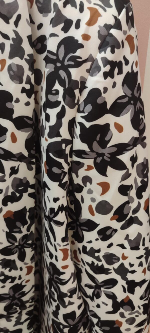 Blazer belle taille veste noir et camel fleurs – Image 2