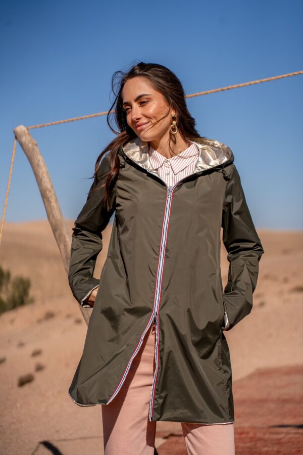 Parka réversible imperméable kaki et or – Image 2
