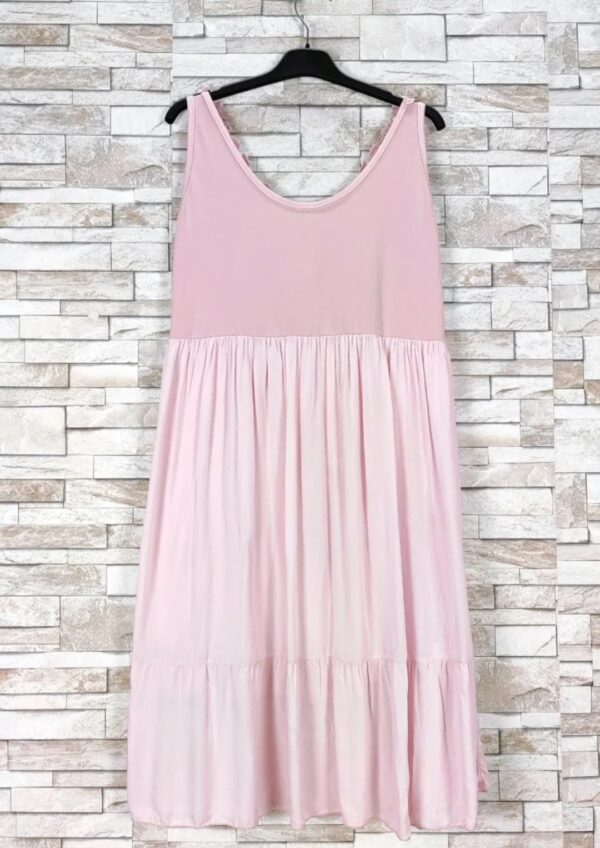 Robe bretelles rose baby dentelle avec doublure
