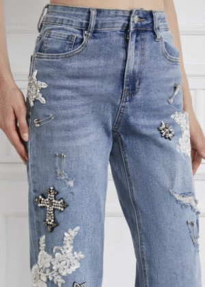 Jeans fantaisie strass et épingles monday