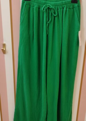 Pantalon grande taille gaze de coton palazzo vert