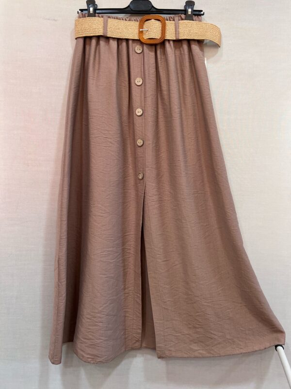 Jupe longue belle taille camel avec boutons et ceinture
