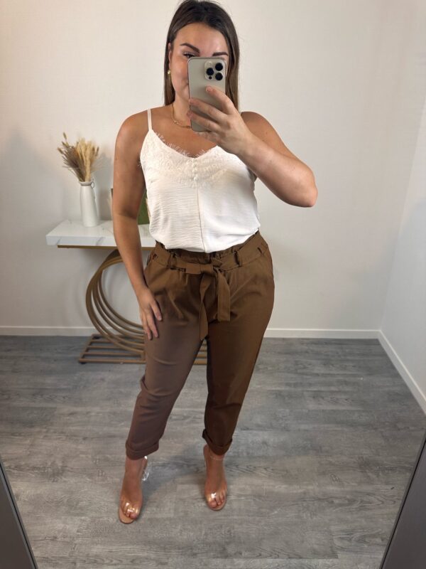 Pantalon carotte chocolat stretch