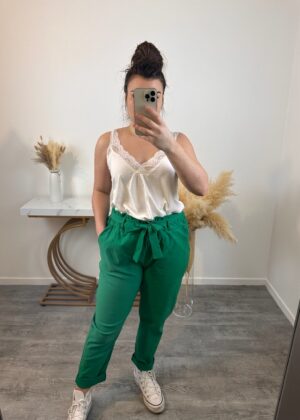 Pantalon grande taille carotte vert stretch