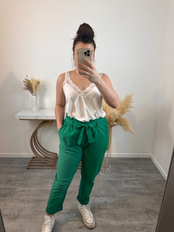 Pantalon grande taille carotte vert stretch