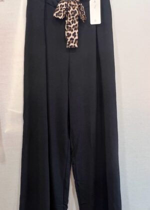 Pantalon grande taille Palazzo noir ceinture léopard