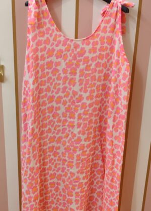 Robe grande taille léopard rose fluo noeud épaule longueur mollet