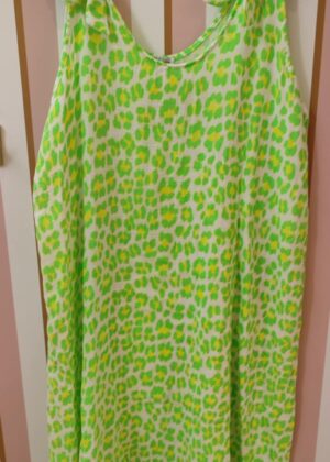 Robe grande taille léopard vert fluo noeud épaule longueur mollet