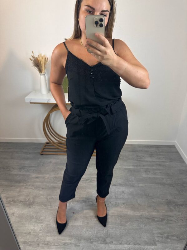 Pantalon grande taille carotte noir stretch