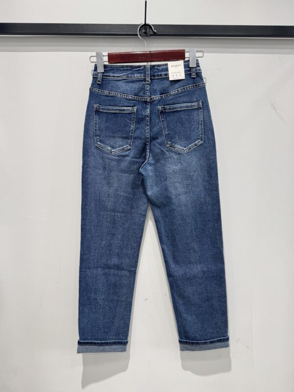 Jeans bleu coupe mom fit – Image 2