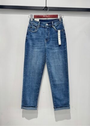 Jeans bleu coupe mom fit