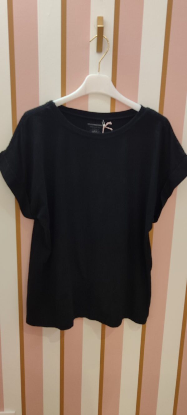 Tee-shirt April Vintage noir col rond petites manches