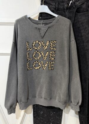 Sweat April Vintage love leopard couleur noir délavé