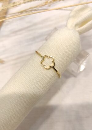 Bague fleur réglable dorée acier inoxydable