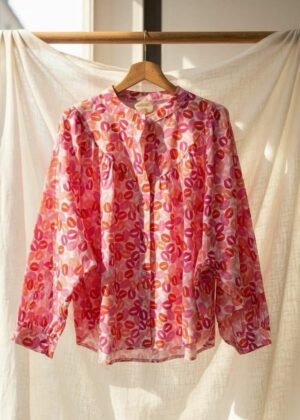Blouse April Vintage bisous rose rouge