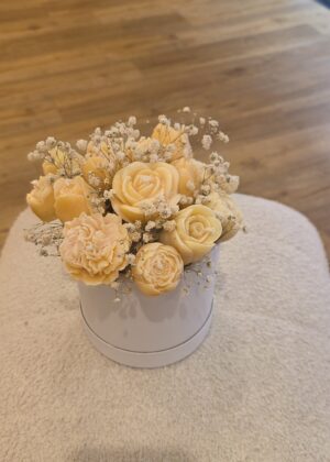 Bouquet de fleurs en  bougies parfumées idée cadeau fête des mères