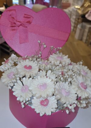 Bouquet de fleurs en bougies parfumées idée cadeaux de fête des mères