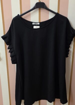 Top noir manches froufrou