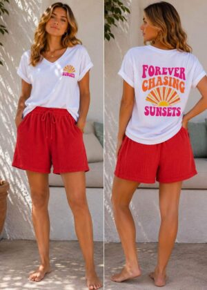 Tee-shirt blanc et multicolore sunsets