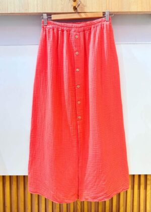 Jupe en gaze de coton corail avec les boutons devant grande taille