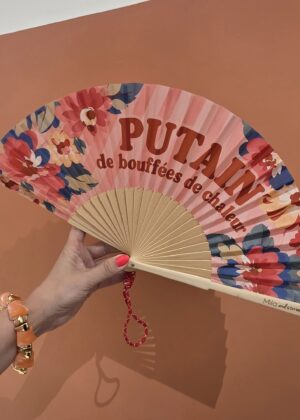 Éventail fleurs putin de bouffées de chaleurs