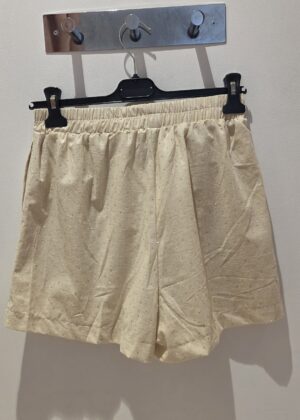 Short fin beige strass avec poches